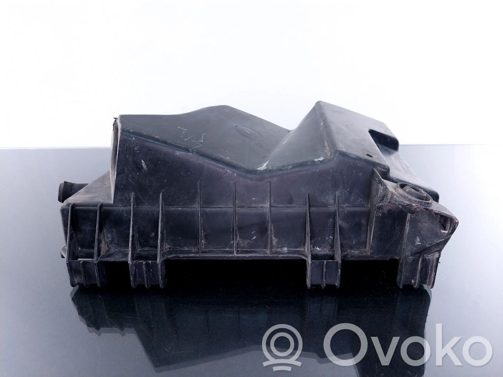 Renault Clio II Tapa de la caja del filtro de aire 