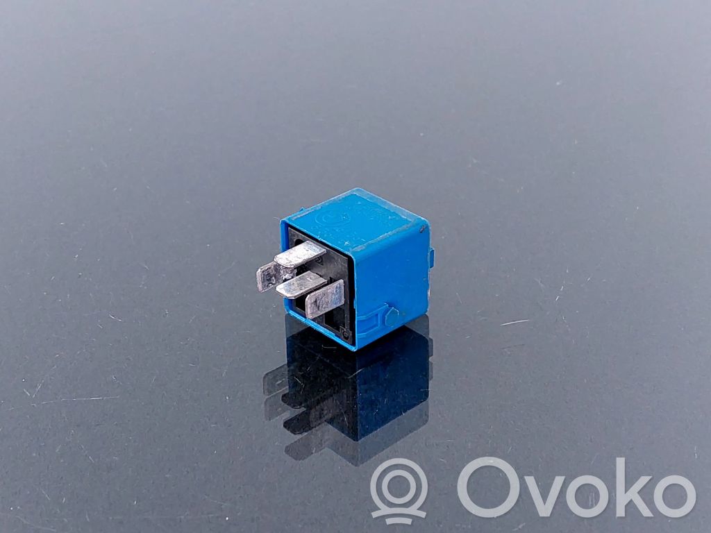 BMW 5 E39 Other relay 