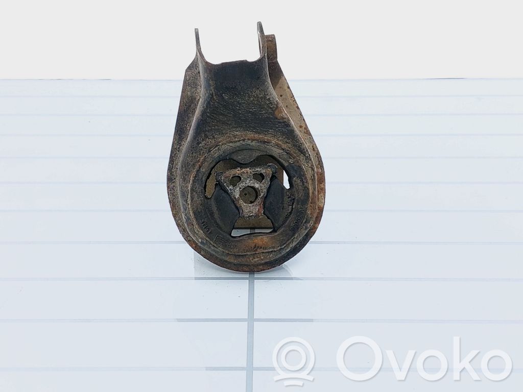 Volvo V50 Engine mount bracket 