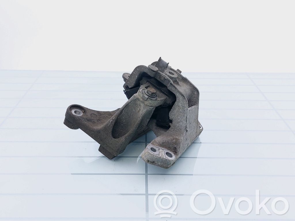 Citroen C5 Engine mount bracket 