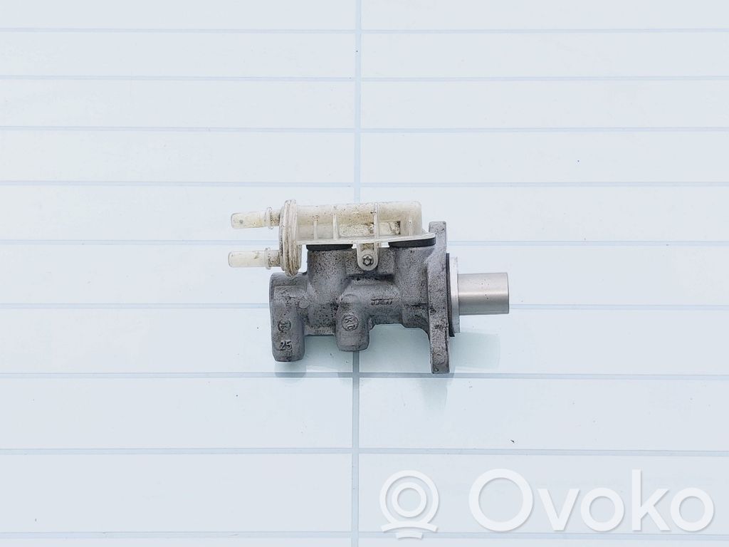 Opel Meriva B Master brake cylinder 