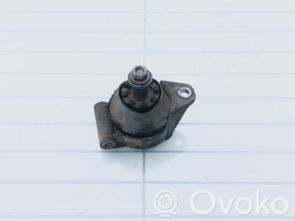 Opel Meriva B Engine mount bracket 