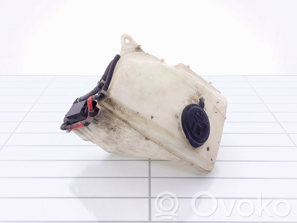 Toyota Corolla E110 Langų skysčio bakelis 