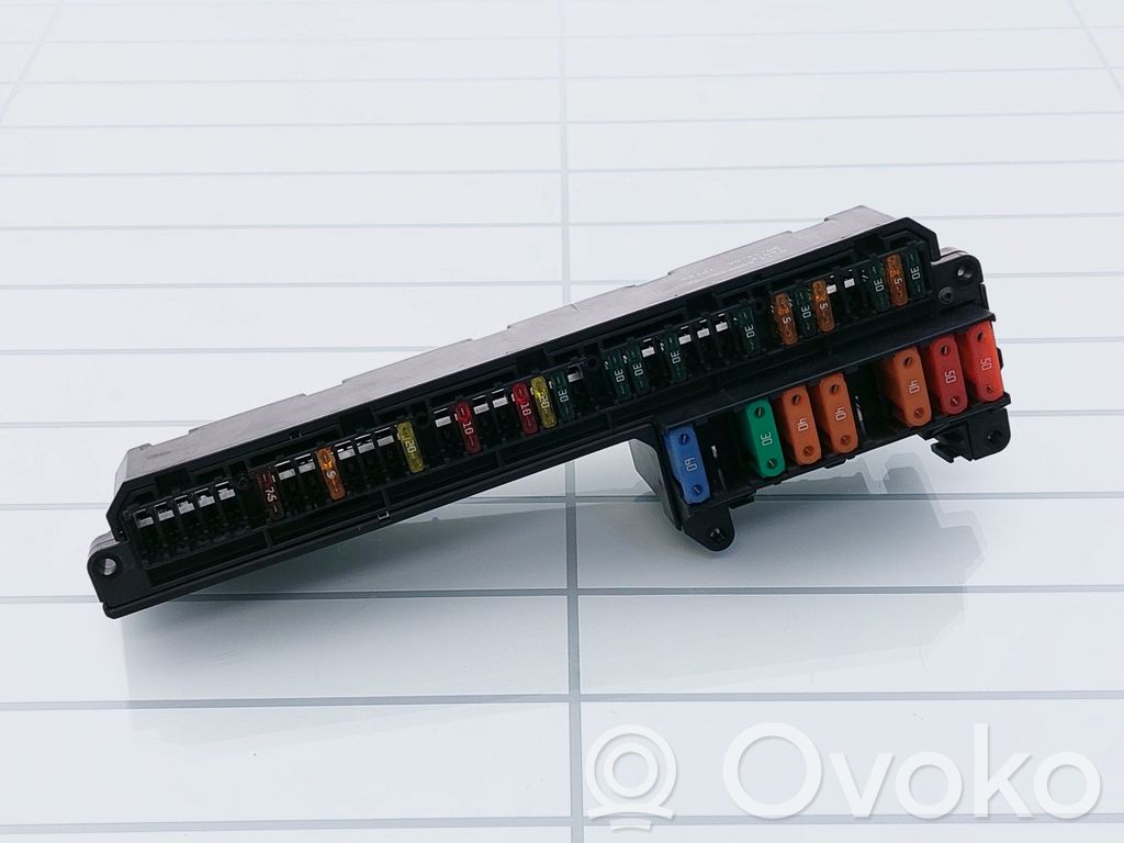 BMW 5 E60 E61 Fuse module 