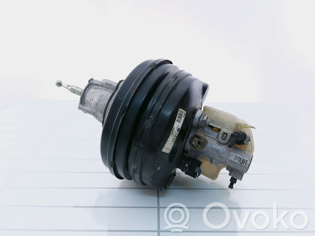 Volkswagen Phaeton Brake booster 