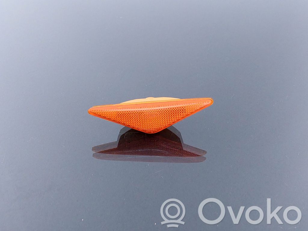 Seitenblinker   X84H3K354A
