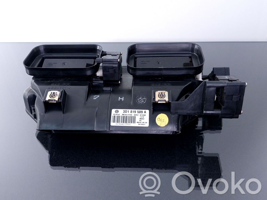 Volkswagen Phaeton Montaje de la caja de climatización interior 