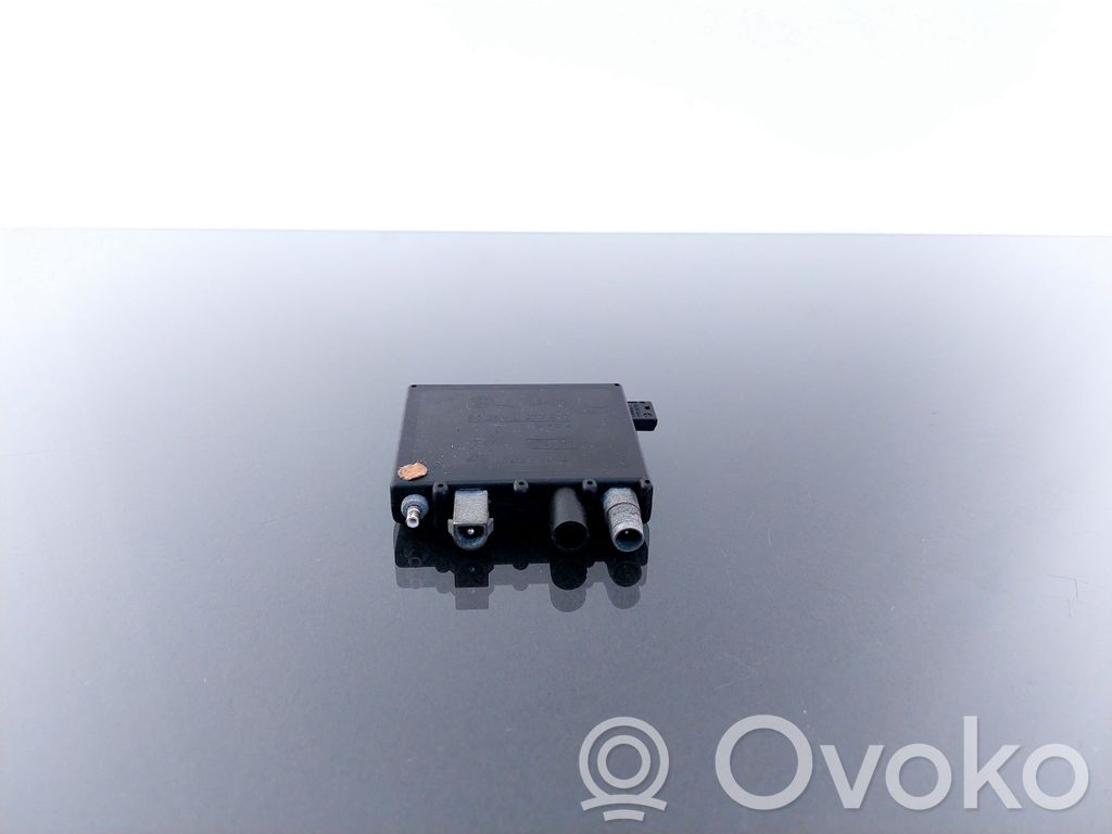 BMW 5 E39 Antenos stiprintuvas 