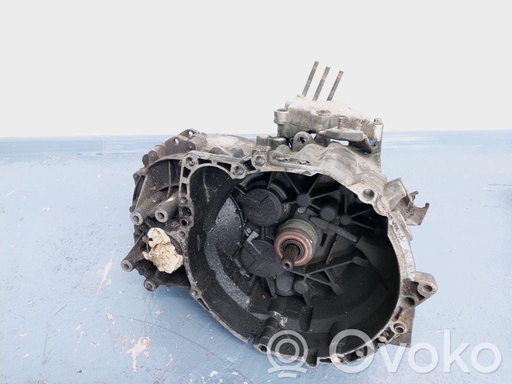 Volvo S40, V40 Manualna 5-biegowa skrzynia biegów 