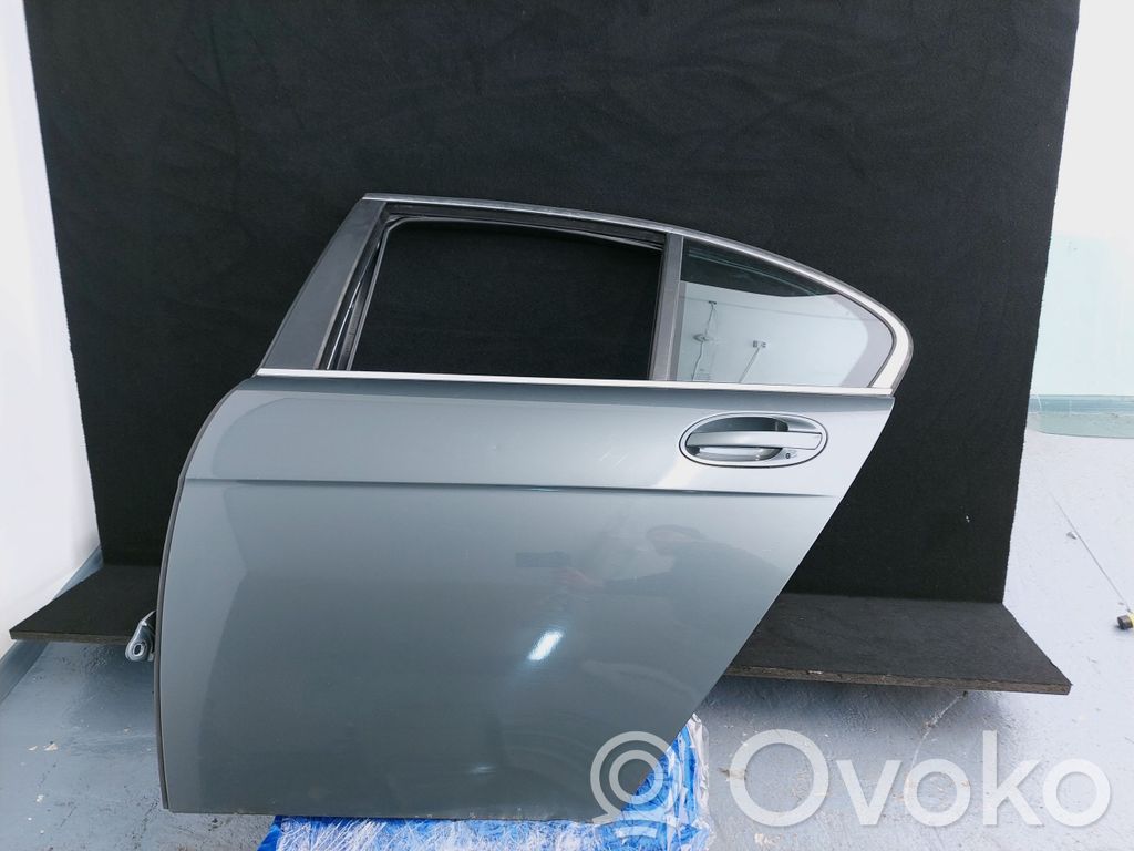 BMW 7 E65 E66 Galinės durys 
