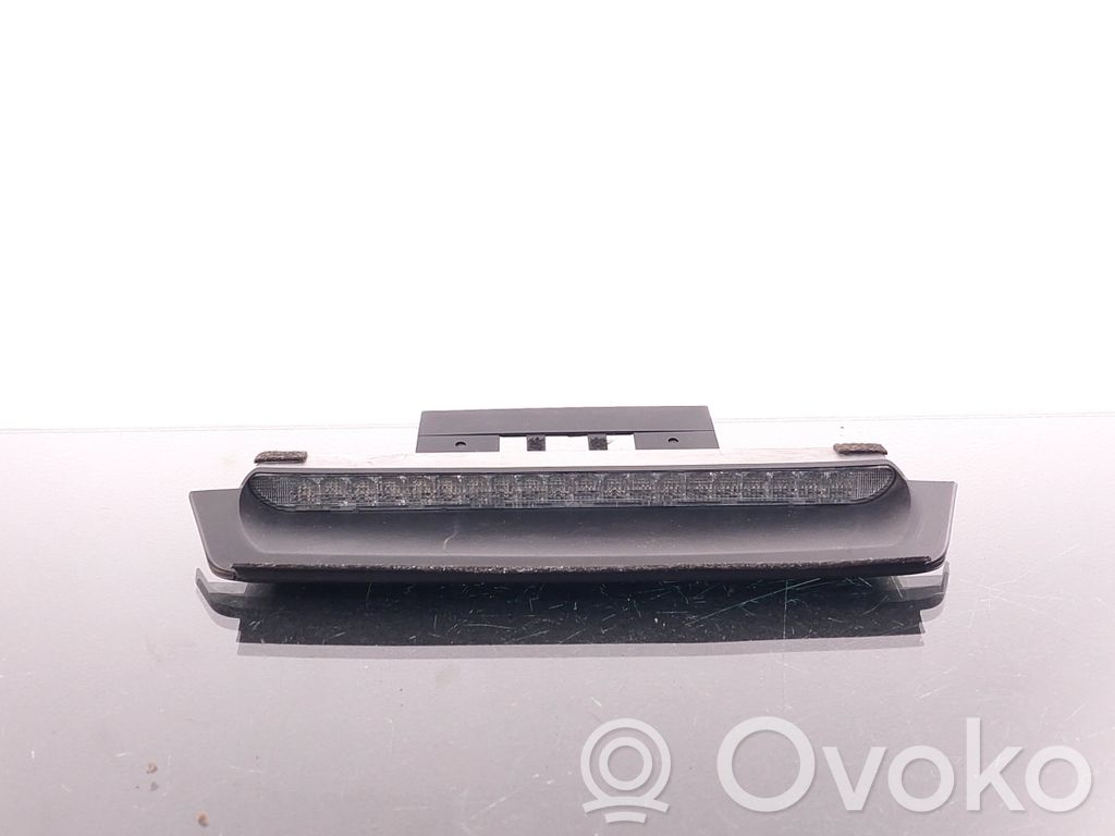 Volvo S80 Third/center stoplight 
