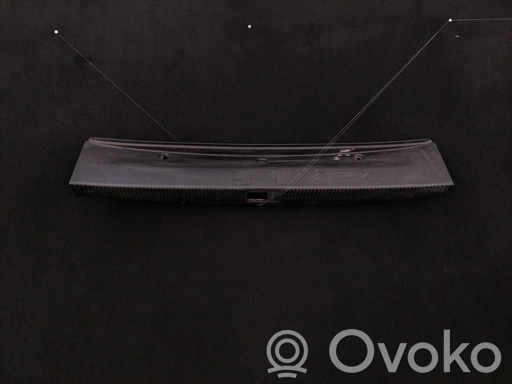 Audi A8 S8 D3 4E Protector del borde del maletero/compartimento de carga 
