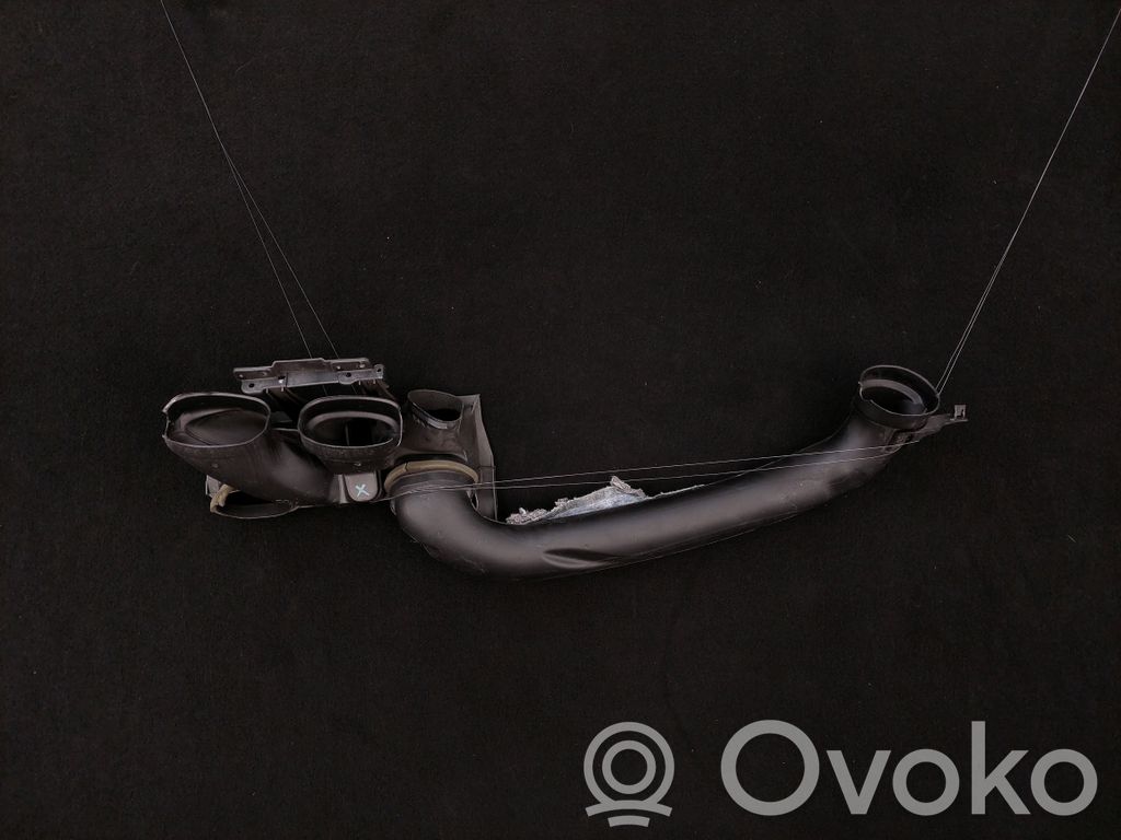 Volvo V70 Ohjaamon sisäilman ilmakanava 