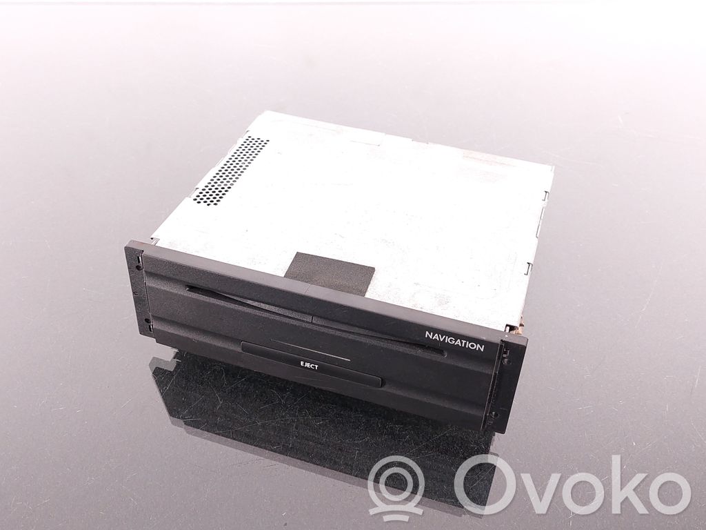 Volkswagen Phaeton Navigation unit CD/DVD player 