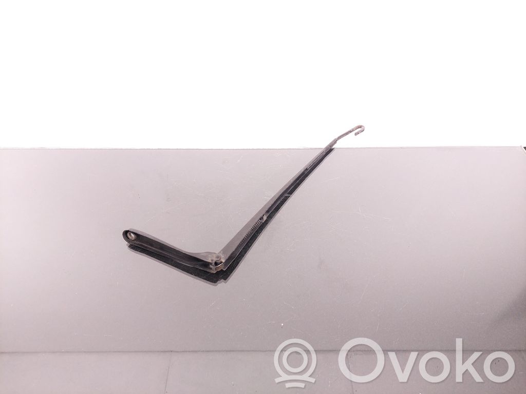 BMW X5 E53 Front wiper blade arm 