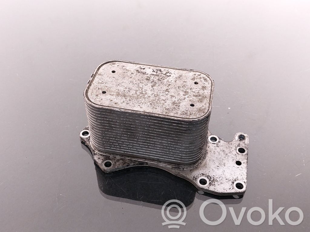 Audi A6 S6 C6 4F Mocowanie / uchwyt filtra oleju 