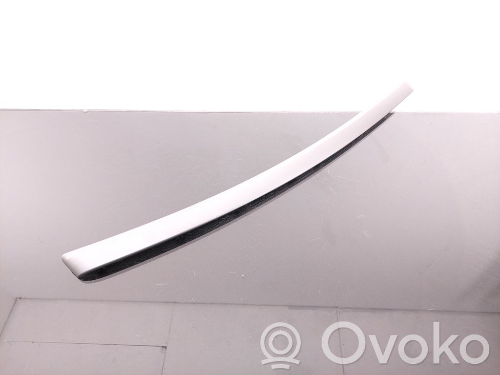 BMW 3 E90 E91 Dashboard glove box trim 