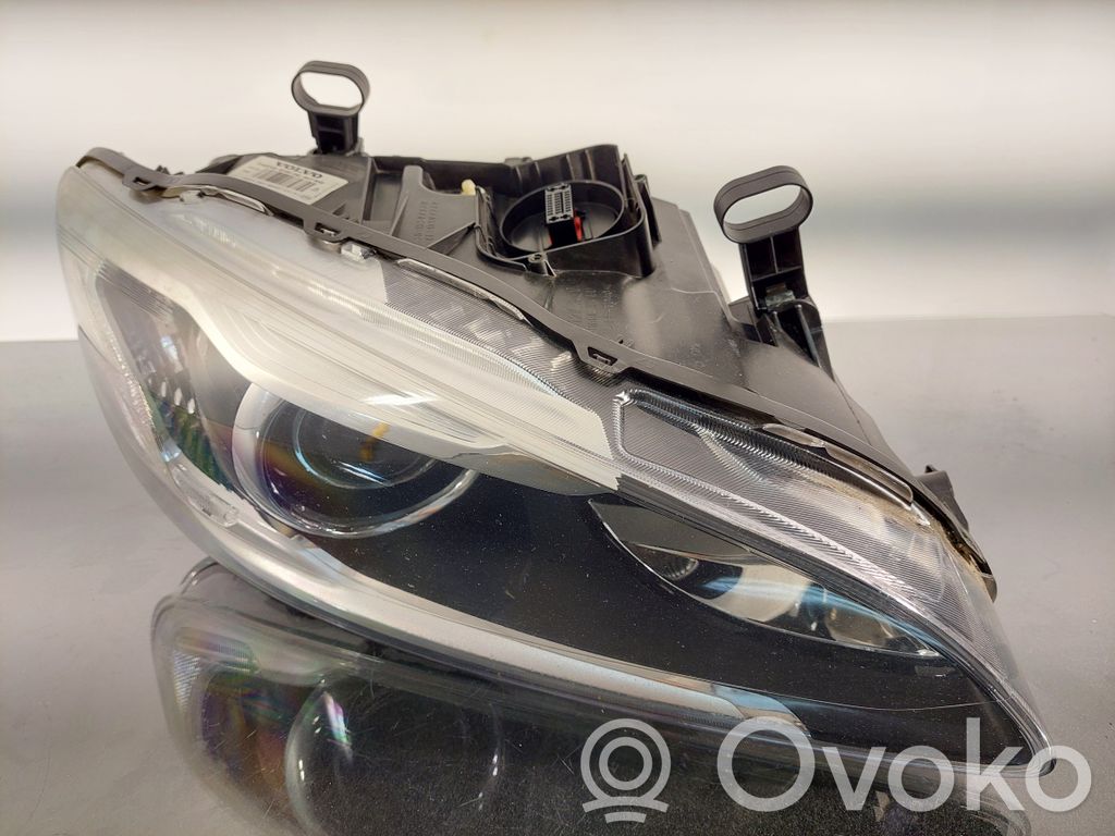 Volvo V60 Phare frontale 