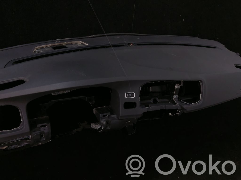 Volvo V60 Kojelauta 