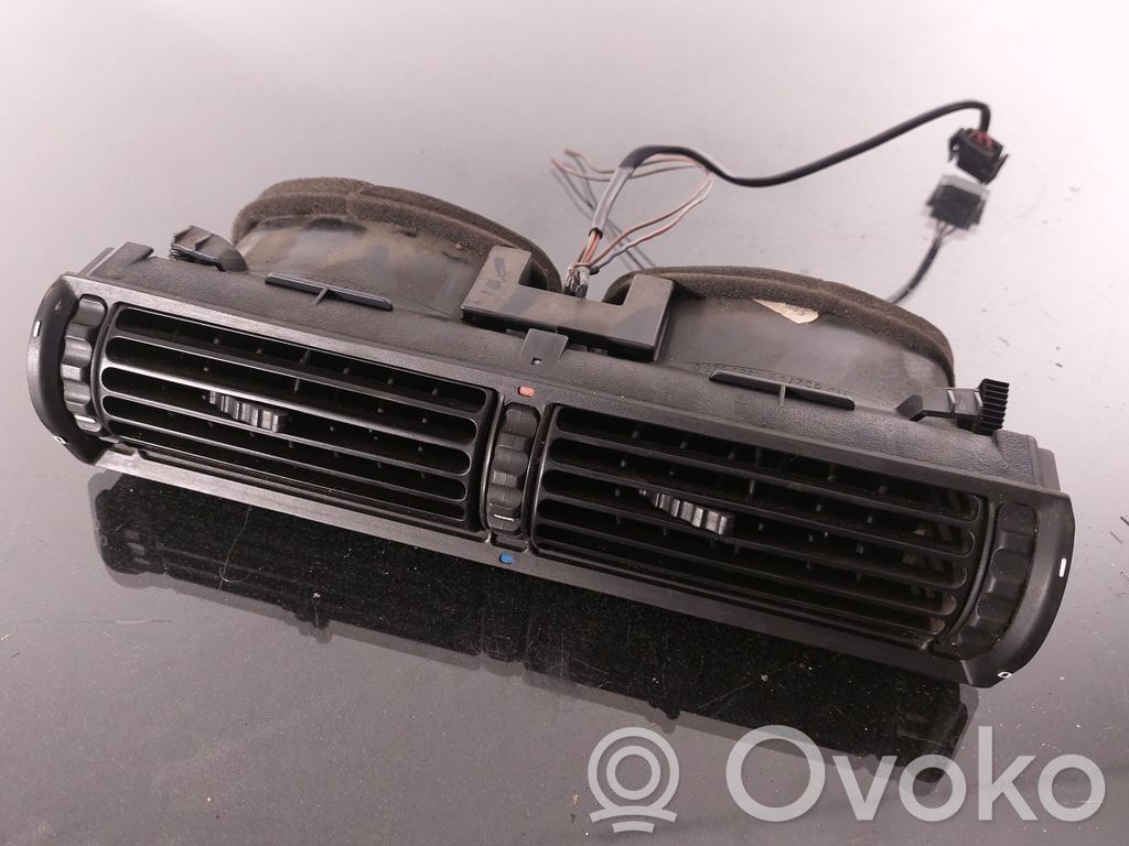 BMW 7 E32 Grille d'aération centrale