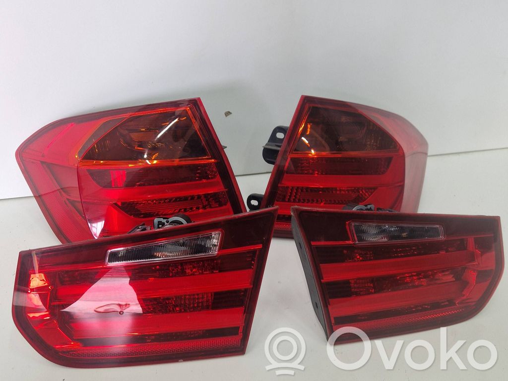 Lampy tylne / Komplet   7372784,3725991,3737278,7259916