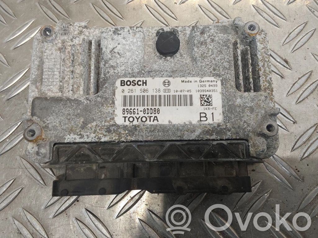 Toyota Yaris Engine control unit/module 