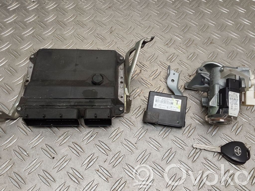 Toyota Verso Engine ECU kit and lock set 
