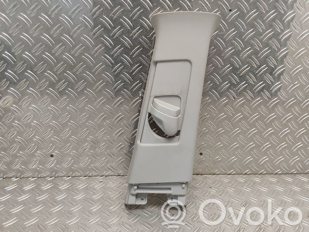 Toyota Auris E180 Pilar (B) (superior) 
