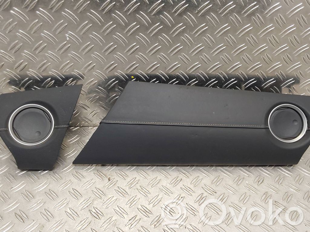 Toyota Auris E180 Ornament bord 