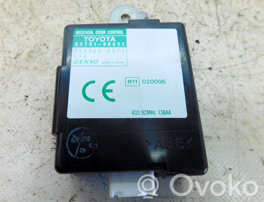 Lexus RX 300 Door central lock control unit/module 