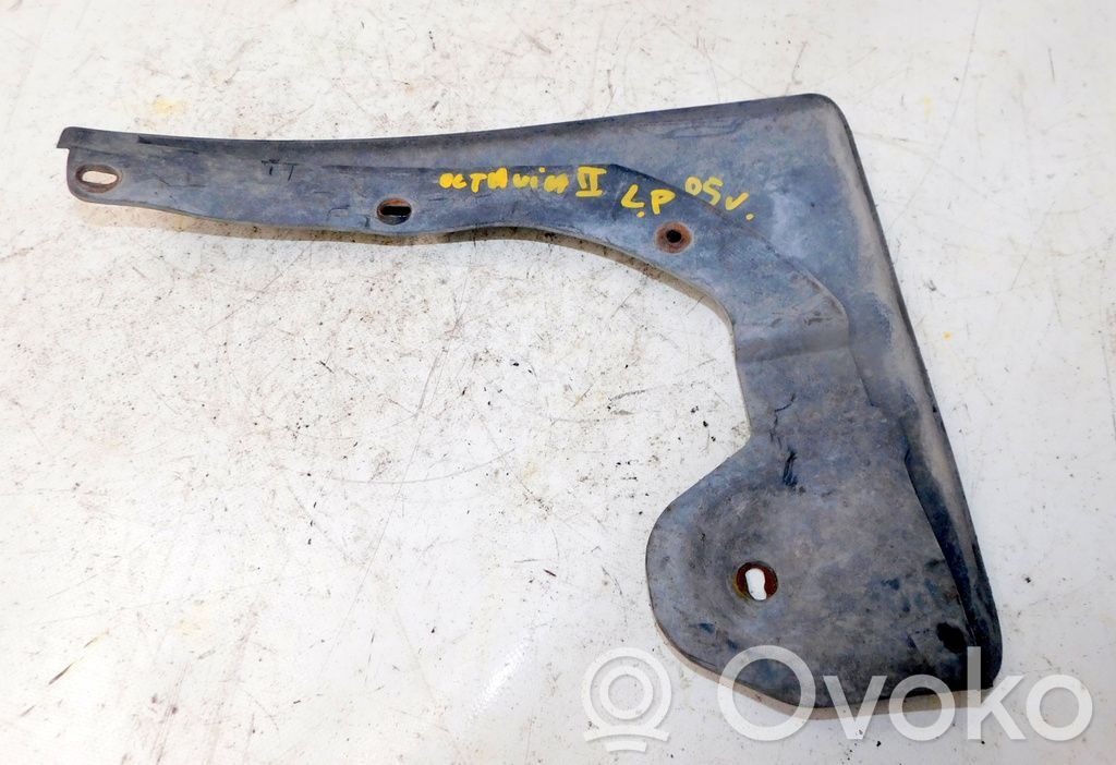 Skoda Octavia Mk2 (1Z) Front mudguard 
