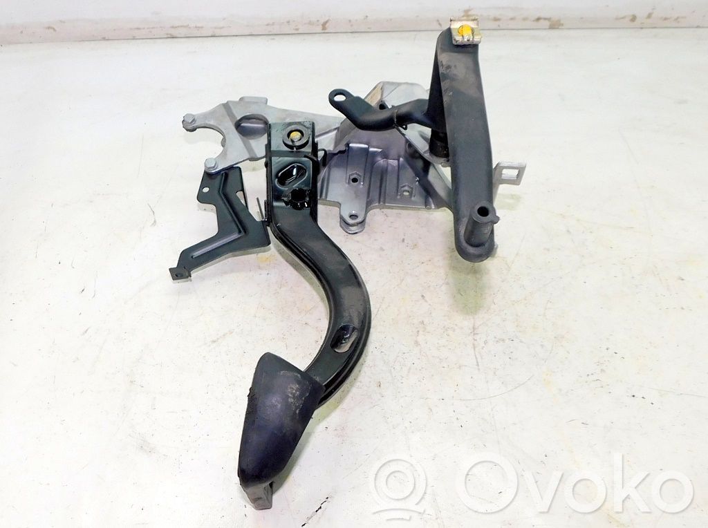 Brake pedal   189448