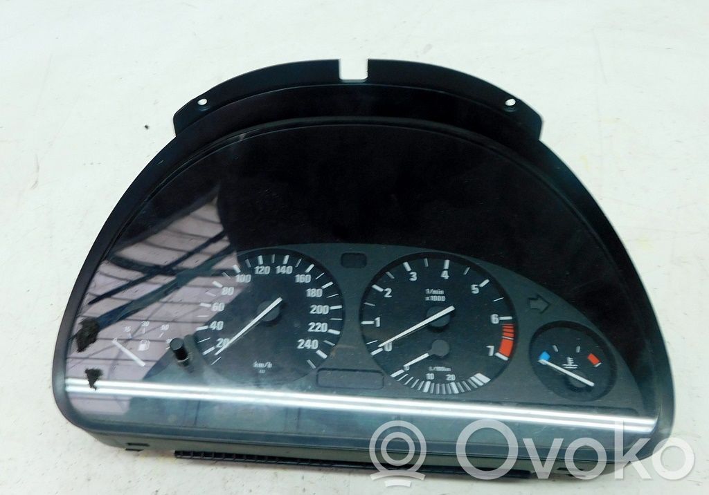 Speedometer (instrument cluster)   6903794,189444