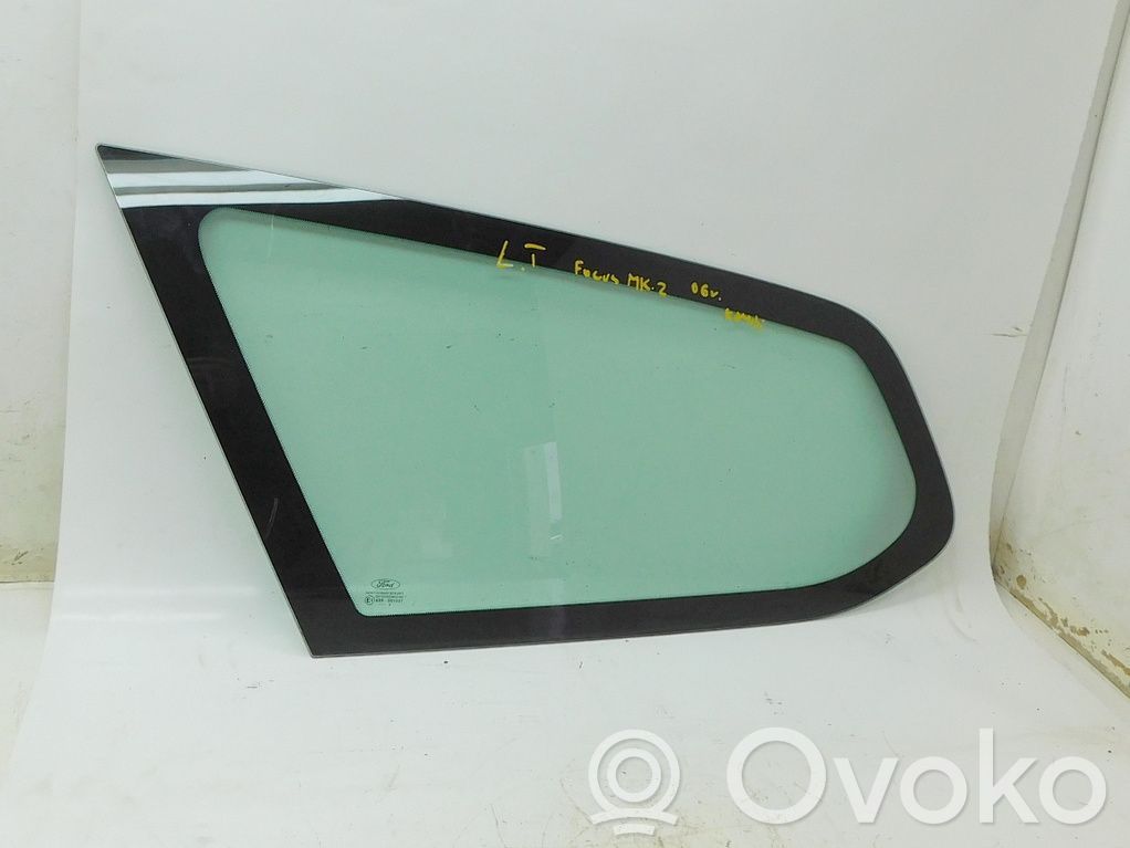 Vidrio lateral trasero   195601