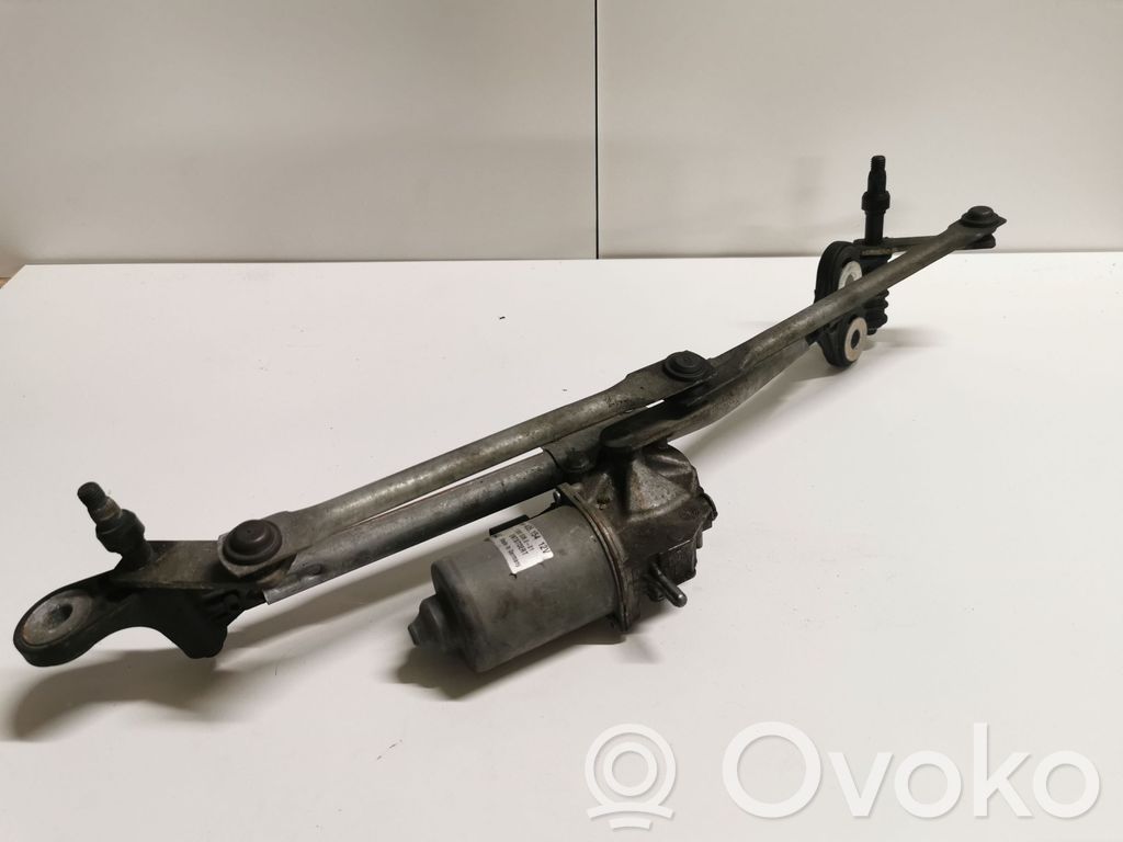 BMW 7 E65 E66 Front wiper linkage and motor 