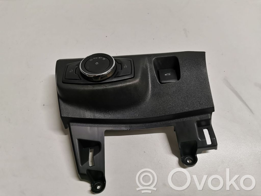 Ford Fusion II Light switch 
