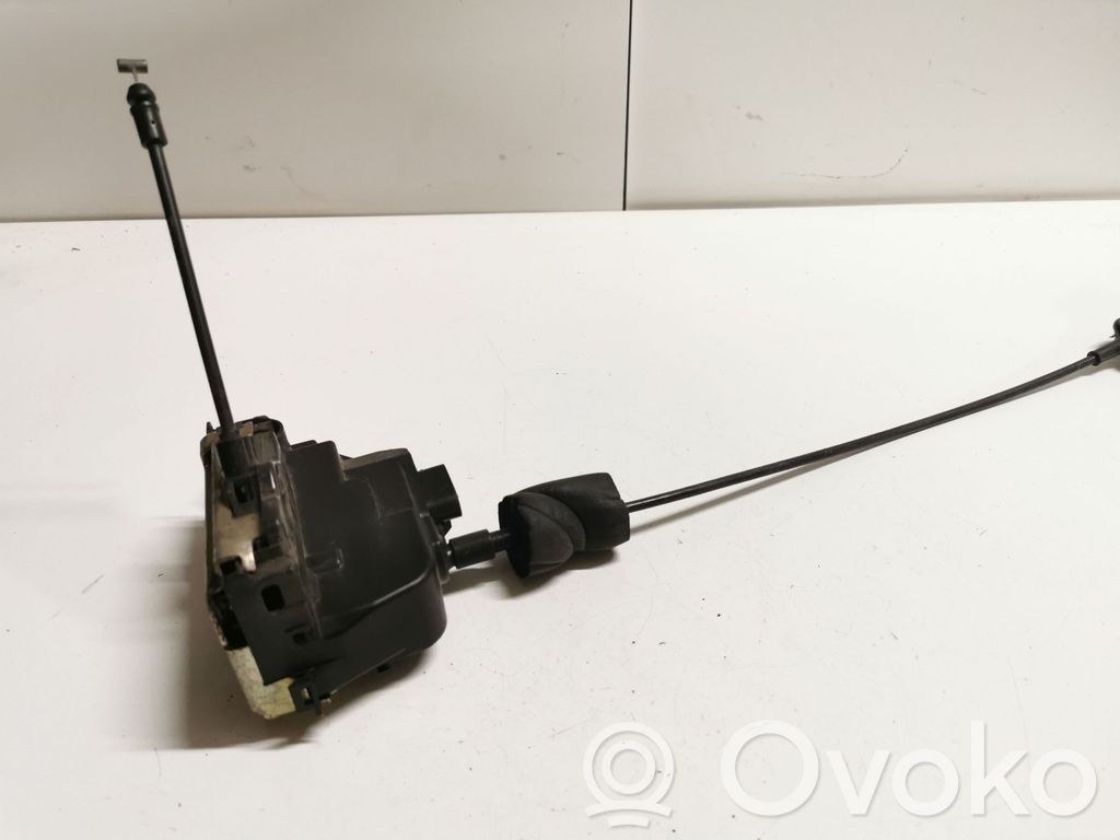 Front door lock   012900
