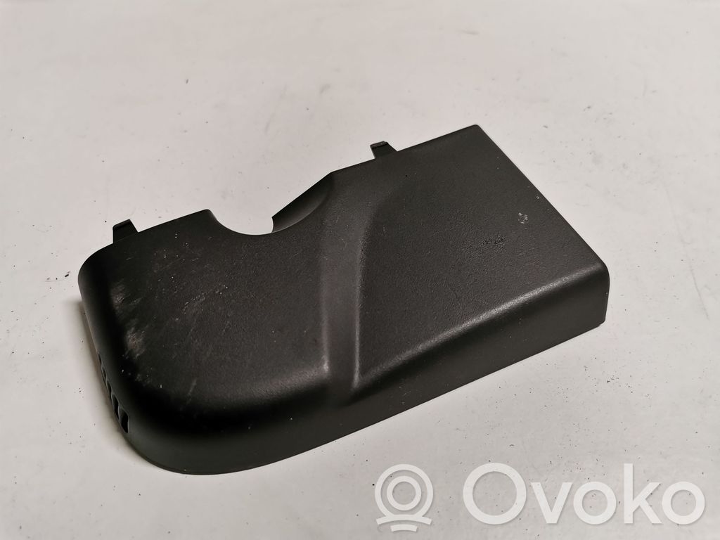 Buick Encore I Windshield trim 