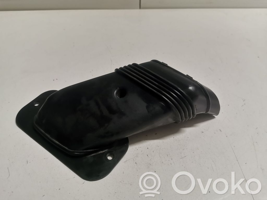 Część rury dolotu powietrza   7M519E635GC