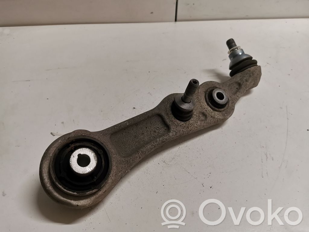 Mercedes-Benz C W205 Braccio di controllo sospensione anteriore inferiore/braccio oscillante 