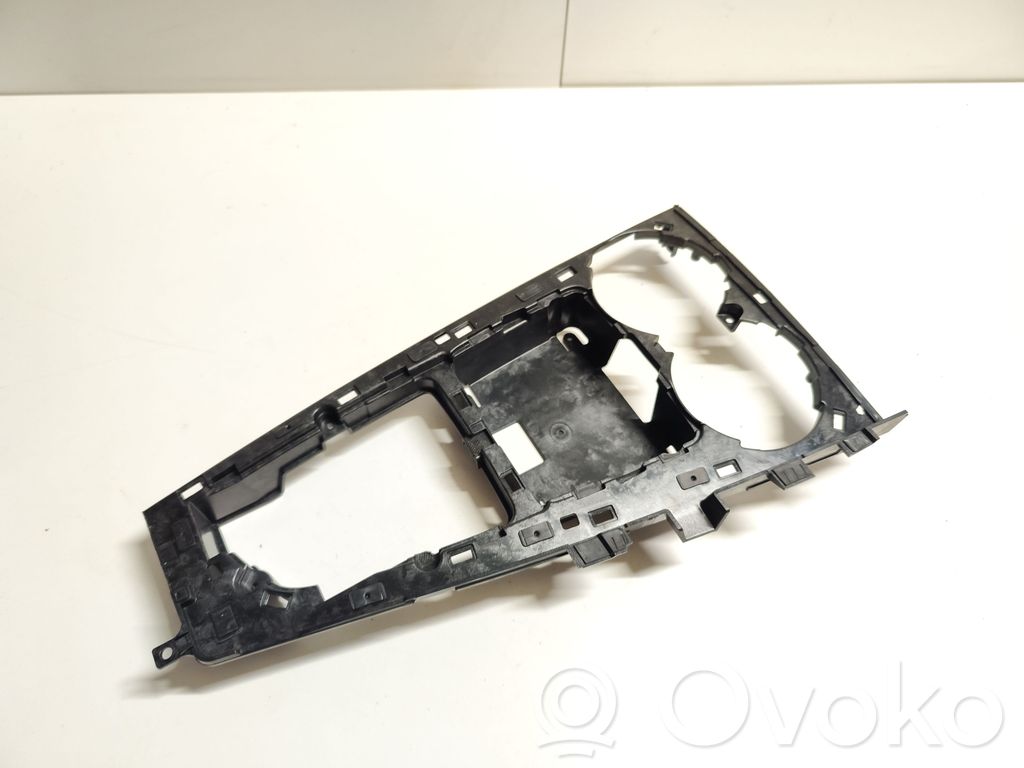 Audi A4 S4 B9 Consola central 