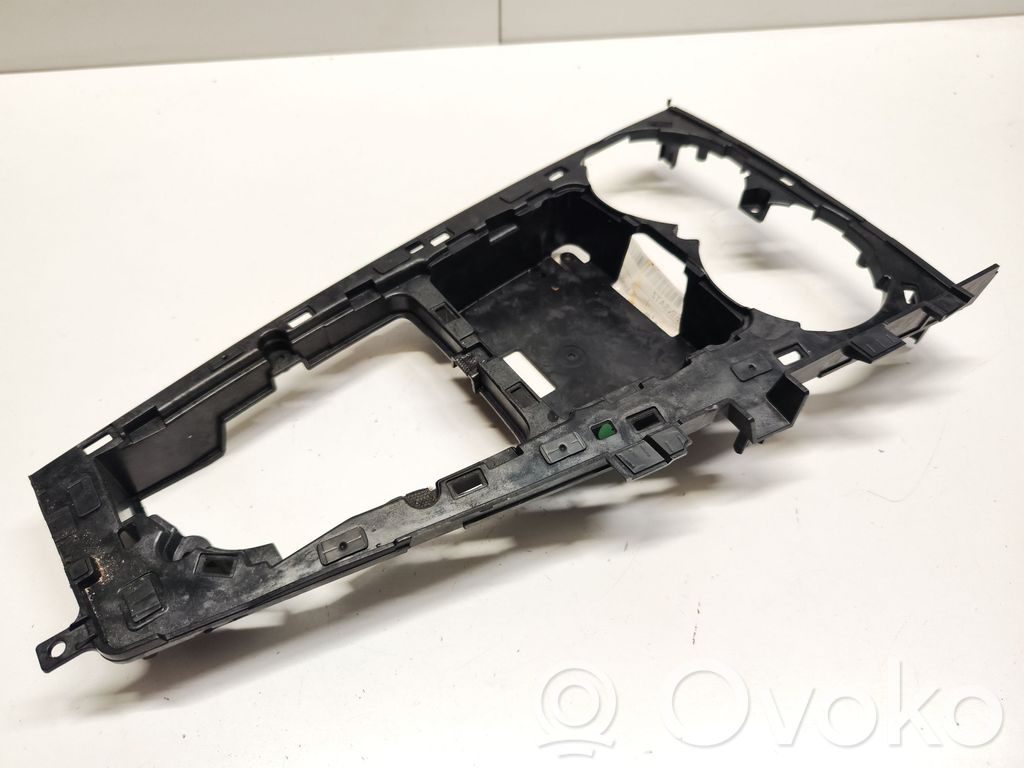 Audi A4 S4 B9 Consola central 