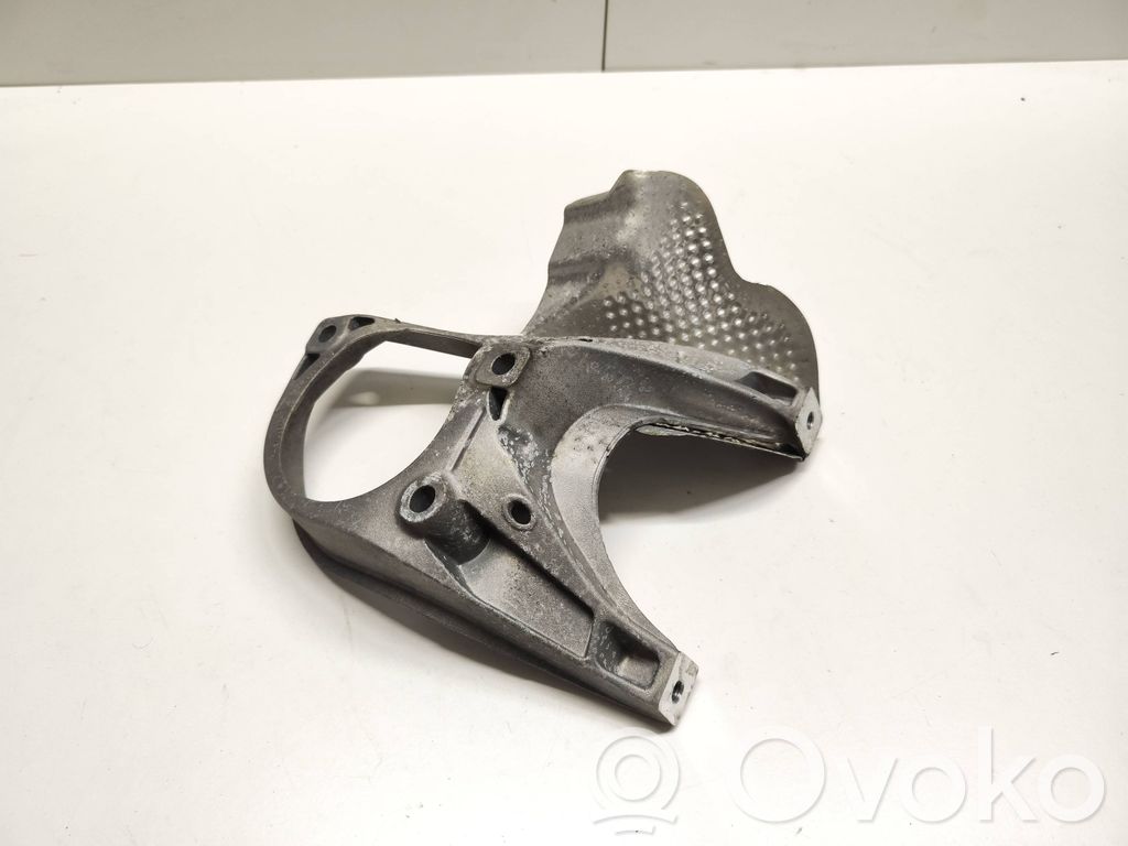 Porsche Macan (95B) Engine mounting bracket 
