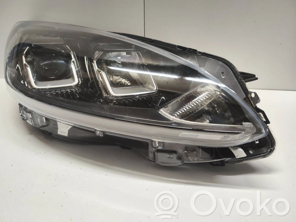 Ford Kuga III Scheinwerfer 
