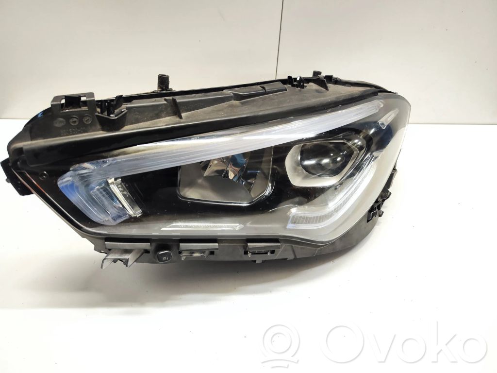 Mercedes-Benz CLA C118 X118 Faro/fanale 