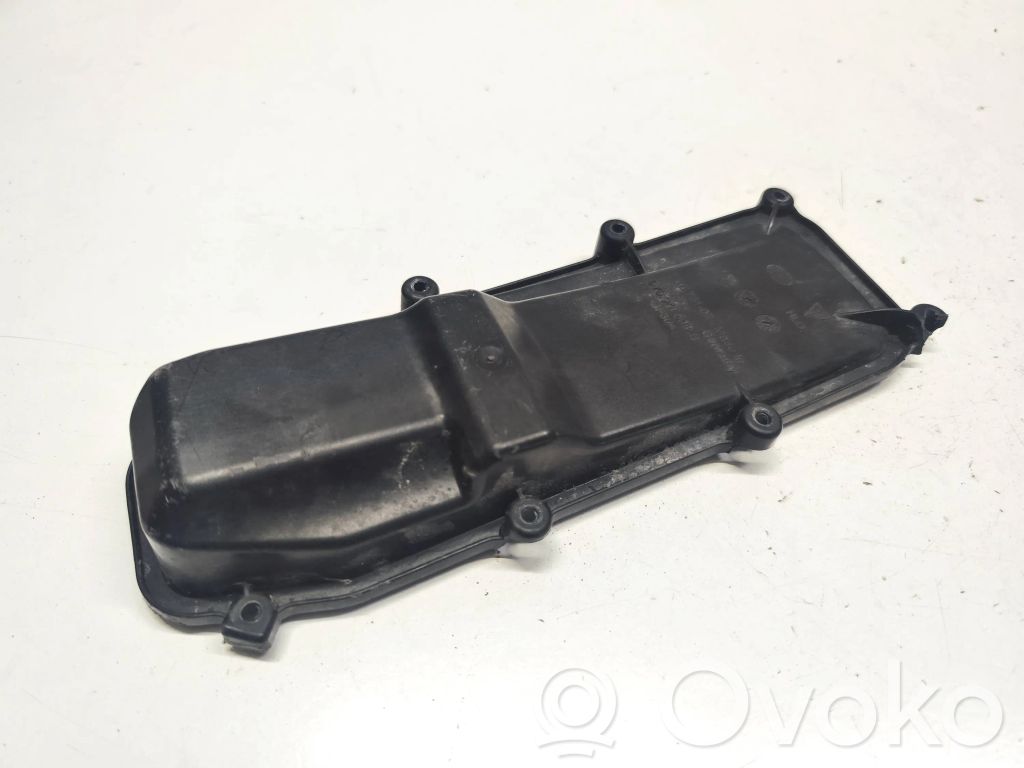 Porsche Cayenne (9Y0 9Y3) Osłona żarówki lampy przedniej 
