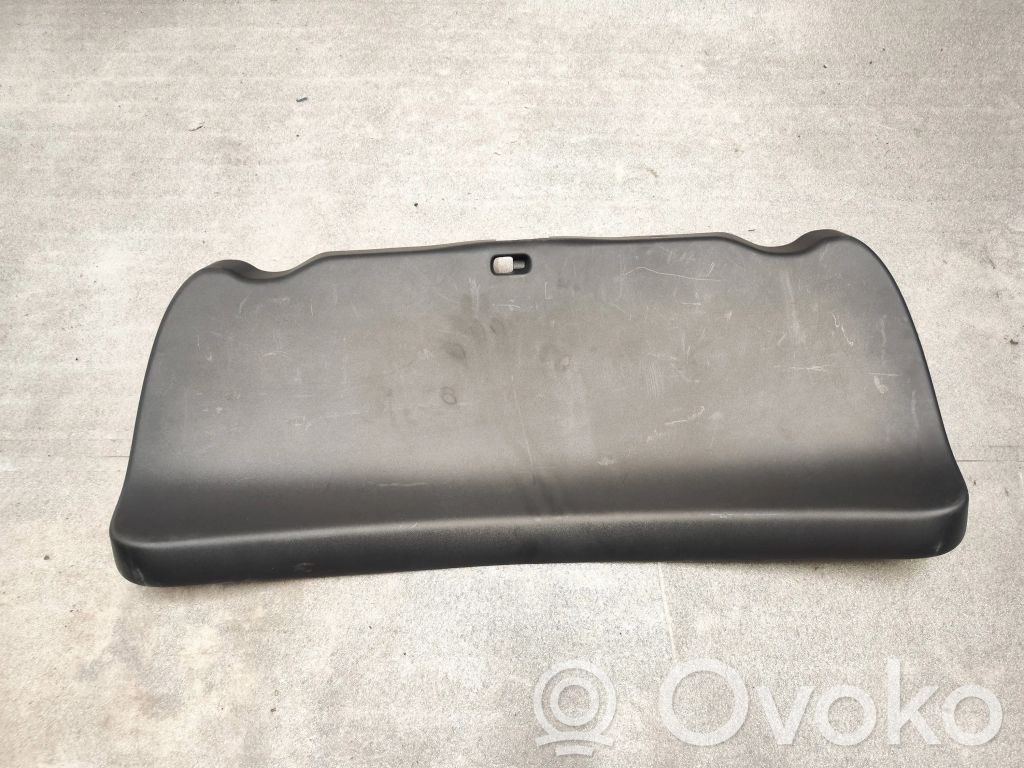 Tesla Model 3 Tailgate trim 