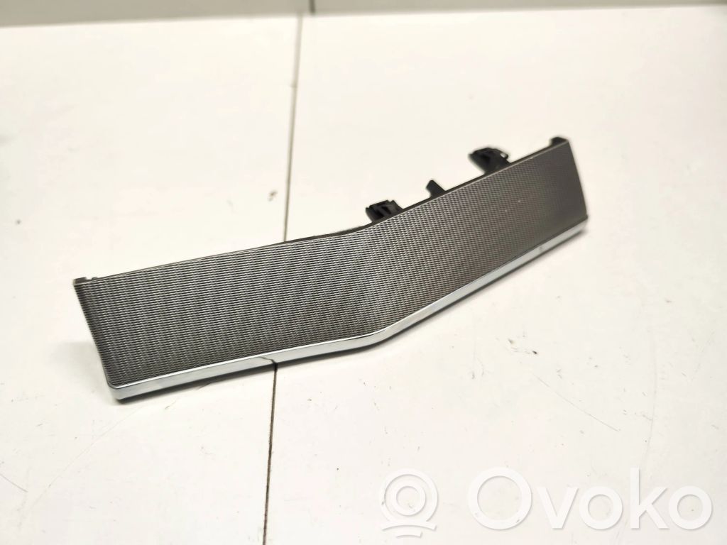 Volvo XC90 Panelės apdaila 
