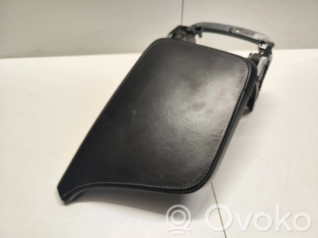 Volvo XC90 Armrest 