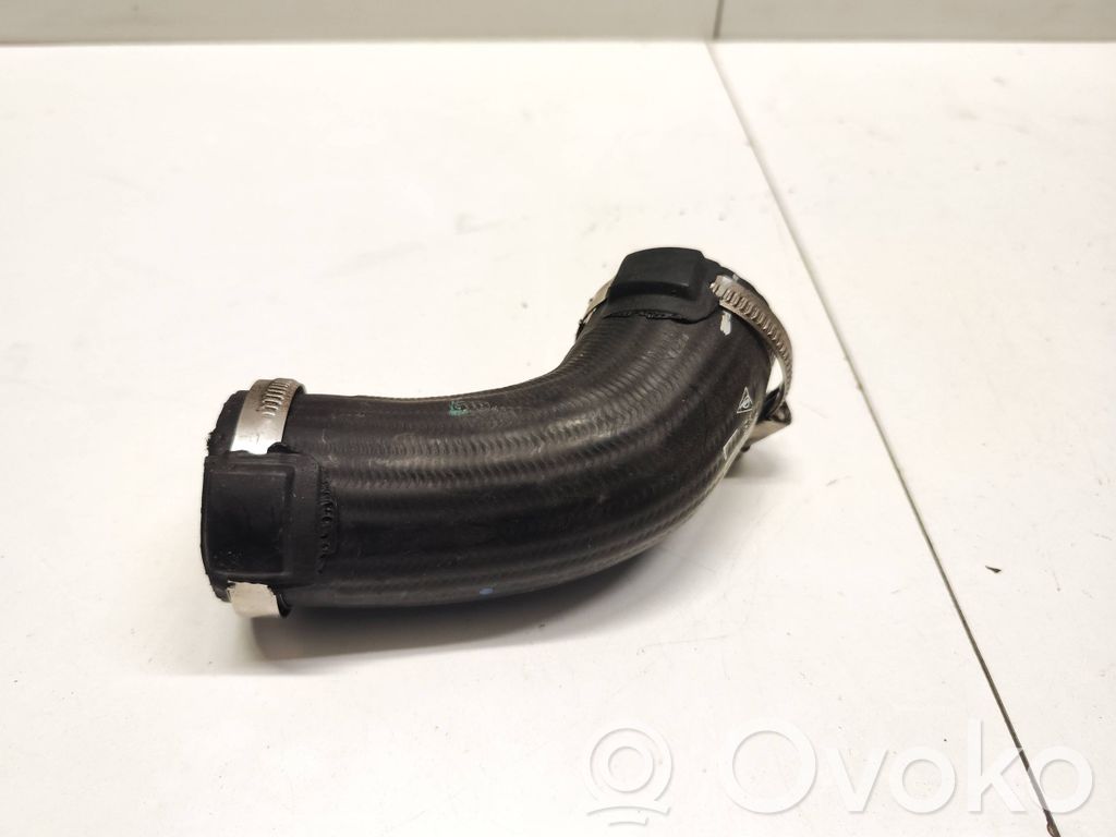Porsche Macan (95B) Intercooler hose/pipe 